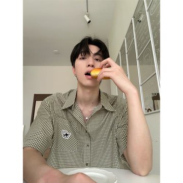 ONELYC1NS 格子翻領學院風短袖襯衣男夏季寬松百搭情侶襯衫外套