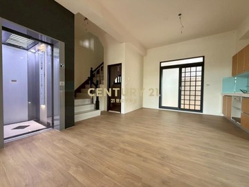 南投房屋-南投聚氣納財多車位電梯別墅｜南投縣南投市南崗二路