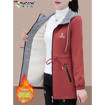 啄木鳥外套女中長款加絨加厚2025年秋冬新款中年媽媽保暖風衣夾克