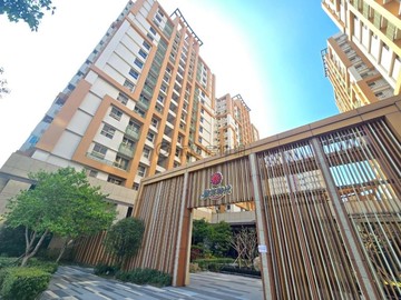 微笑時代/高樓層/裝潢家具家電全送/二房+平車｜高雄市前鎮區廣西路