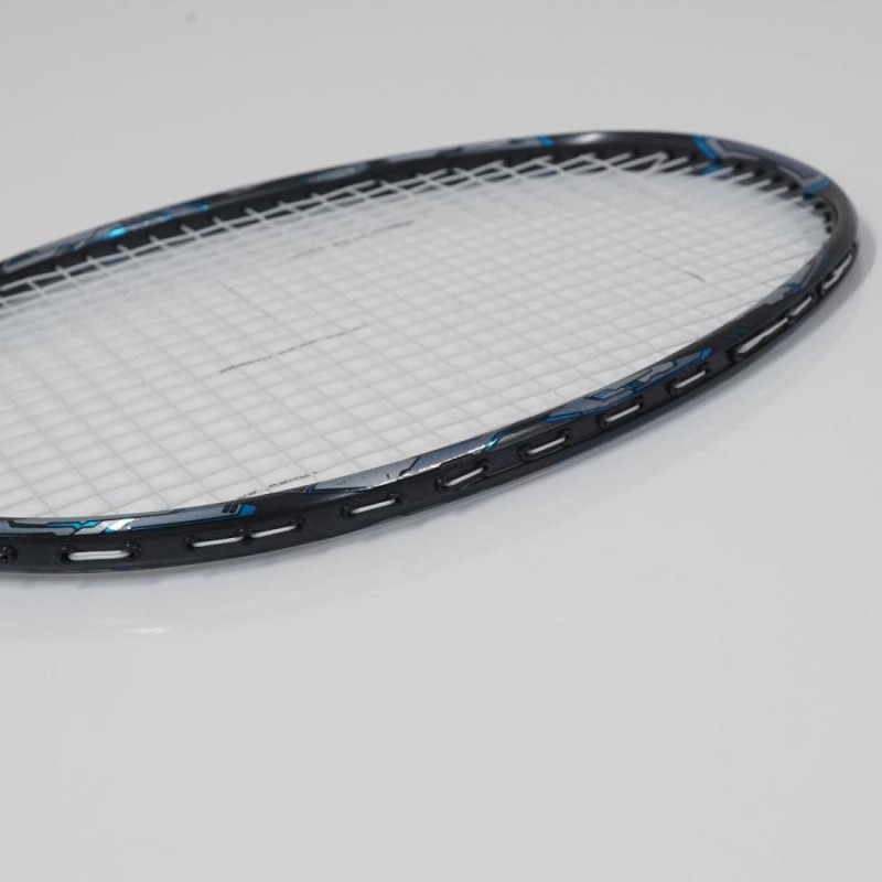 GOSEN バドミントン ラケット GRAVITAS 7.5-SR USED超美品 ゴーセン グラビタス ケース(YONEX)付 中古 X3557 |  LINEブランドカタログ