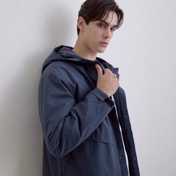 GIORDANO 男裝連帽口袋外套 Two Mile Wear系列【雙色任選】01075605