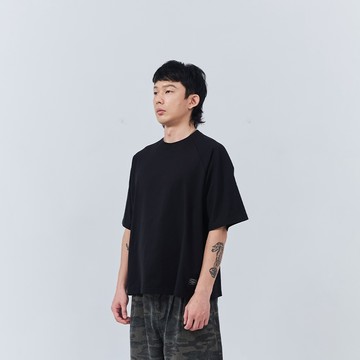 QUEENSHOP_S 男裝 短袖 基本素面休閒短袖上衣-黑 M-XL 現+預 【01190349】