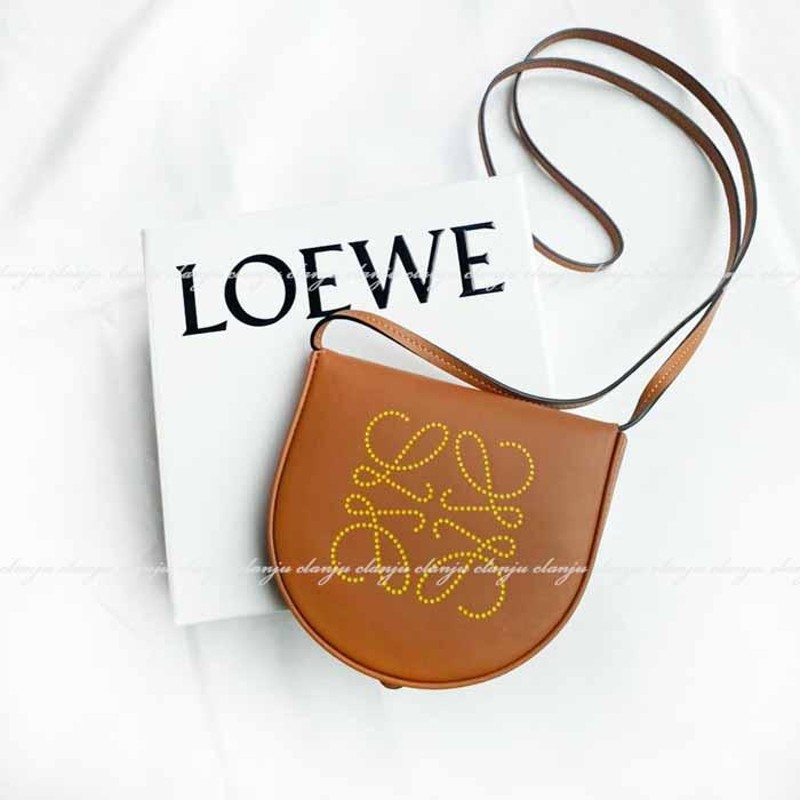 ロエベ LOEWE ヒールポーチ スモール アナグラムロゴ ポーチ