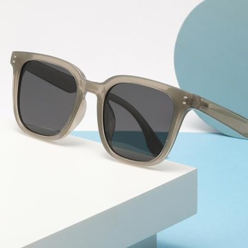 跨境新款歐美時尚潮流女士偏光太陽鏡TR網紅款防紫外線男駕駛墨鏡