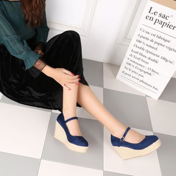 2025秋季新款女鞋真皮草編坡跟單鞋女韓版百搭圓頭淺口厚底高跟鞋