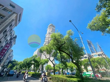 高醫璀璨雙星｜正路上8.5米面寬｜雙併電梯透店｜高雄市三民區民族一路