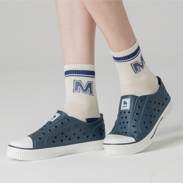 moz瑞典 駝鹿 雙色洞洞餅乾水鞋 (奶蓋海軍藍)男女同款