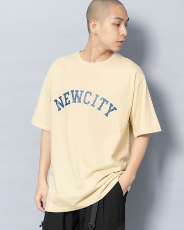 NEW CITY印花落肩短TEE (沙色)