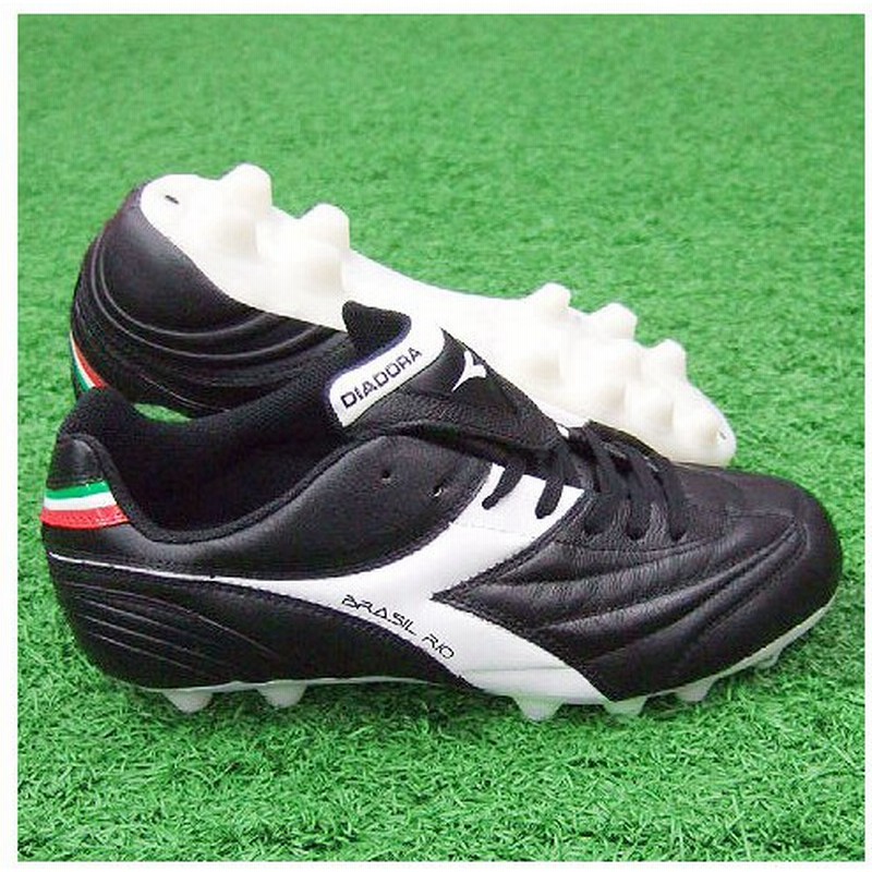 ブラジル リオ Lt Md Pu J ブラック ホワイト Diadora ディアドラ サッカースパイク 0641 通販 Lineポイント最大0 5 Get Lineショッピング