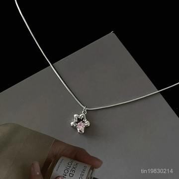 🔥限時下殺🔥「蕾莉格爾」925純銀甜美酷颯粉花朵項鏈亮晶晶青春少女鎖骨鏈