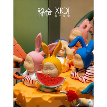 稀奇藝術《表情包》兔比比辦公室桌面可愛搞笑雕塑擺件藝術禮物
