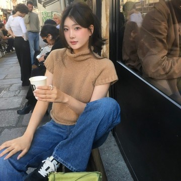 ˏˋ𝐻𝑒𝑦 𝑆𝑝𝑟𝑖𝑛𝑔 - ̗̀ 🌷⛅️ ̖́‎韓國chic冬季新款 ins立領氣質百搭短袖毛衣衫