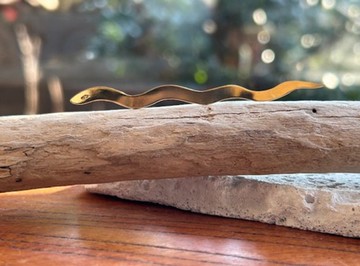 白蛇◇黃銅別針(厚)◇桿式