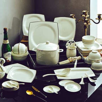 碗碟套裝家用碗盤飯碗歐式喬遷精致簡約套碗景德鎮陶瓷器骨瓷餐具