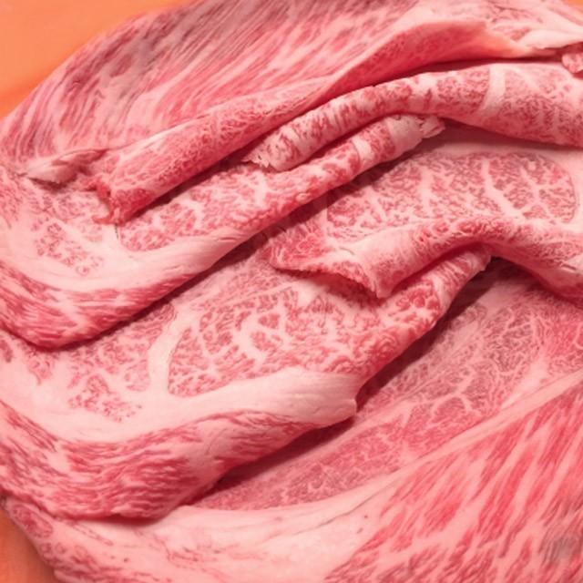 近江牛 肉 牛肉 和牛 すき焼き 食べ比べ ギフト A5 A4 ロース モモ 結婚内祝い 出産内祝い 内祝い お返し ギフト券 目録 景品 二次会 1,400g 1.4kg 7〜10人前