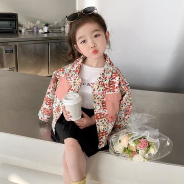 女小童牛仔外套新款洋氣網紅上衣女寶寶時髦碎花春秋季百搭夾克衫