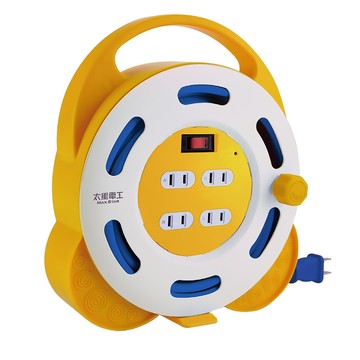MAX STAR 太星電工 1開4插 2P 輕巧型家庭輪座 過載自動斷電 防雷突波指示燈 雙層披覆電源線 隱藏式支撐底座 插座PC防火  8m  黃色  1個