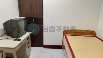 仁德9套房透天｜好租好住近市立醫院｜台南市仁德區成功一街