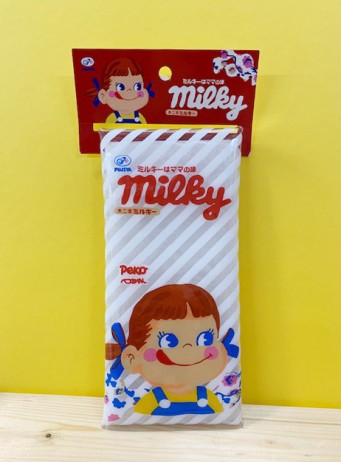 【震撼精品百貨】Peko 不二家牛奶妹~扣包筆袋-斜線#71862