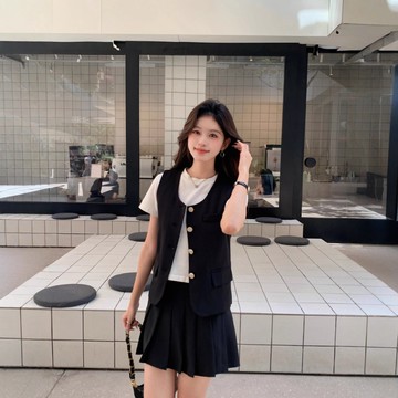 網紅西服 黑色背心女 西裝外套 有內裡 馬甲女 2026秋季新款 韓版無袖 高級感 通勤風