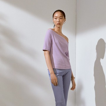 不對稱領口剪裁羅紋上衣  /丁香紫