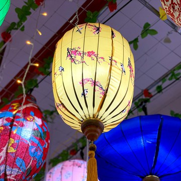 新年仿古冬瓜燈籠暗花綢布陽臺防水布藝燈籠創意場景裝飾宮燈掛飾