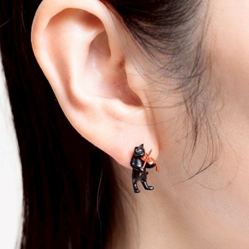 ｜OSEWAYA｜貓咪樂隊耳環 小提琴 鈴鼓 小號 樂器 日本飾品