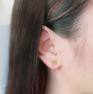 【Rare Shine 覓心】綠曦 | 橄欖石耳環 / 天然石耳針 / 8月生日石 | 天然石系列