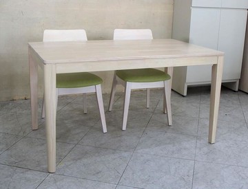 【歐風別館】達卡4.5尺洗白色全實木餐桌【基隆至台中免運費】