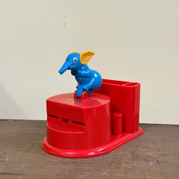 台灣早期飛象牙籤盒