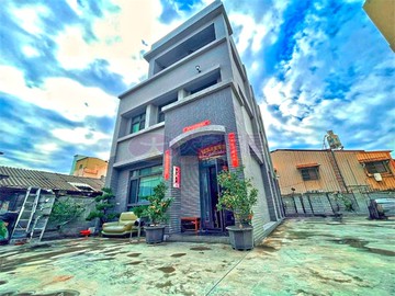 彰馬路|東芳國小*120坪輕屋齡別墅*可停多車｜彰化縣彰化市彰馬路