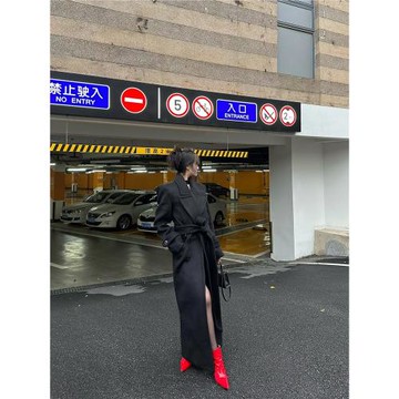黑色大衣中長款重工闊版墊肩及地毛呢外套女2024秋冬季新款爆款