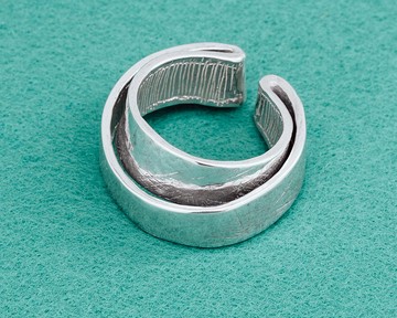 簡約大弧形戒指-男士戒指-日系簡約-男女通用戒指