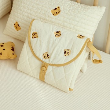 韓國Chezbebe 奶黃小虎隨行尿布墊 彌月