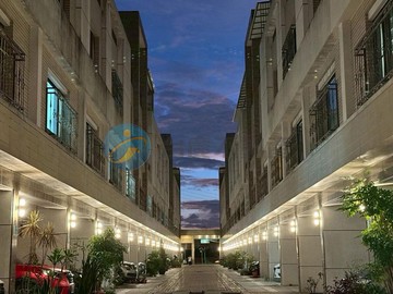 ✨出價談/仁德仁中七街車墅15年屋況超棒｜台南市仁德區仁中七街