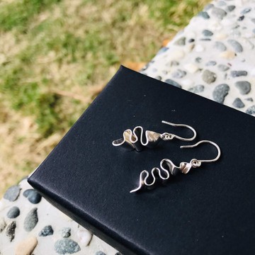 999純銀 S型不對稱耳環(可改夾)