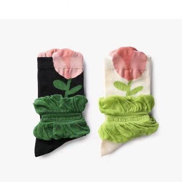 臺灣出貨✈️【可開發票】鬱金香立體花朵森系秋冬款襪子女中筒襪白色棉潮長襪ins堆堆襪女
