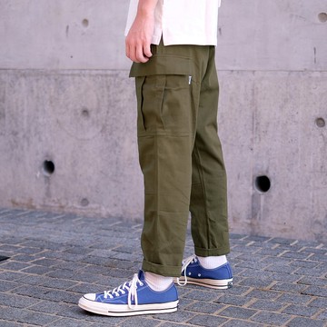 寬版雙袋九分褲 /軍褲/Cargo/Chino/Pants/簡約/素色/情侶服