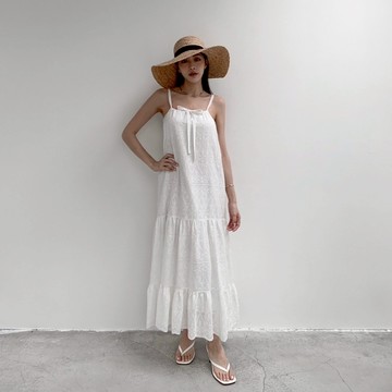 【Aa.chic】仙女削肩蕾絲緹花長洋(兩色).女裝/連身/仙女/削肩/蕾絲/緹花/長洋/日常/夏裝【C064125】