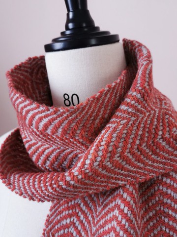 Handwoven by Carina | 手織美麗諾羊毛圍巾