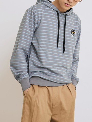 撞色條紋繡花設計帽T