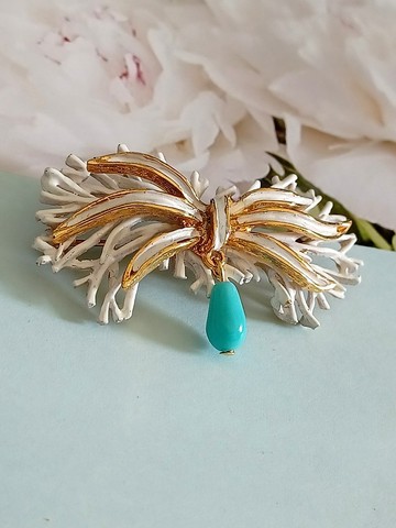 vintage jewelry  白琺瑯珊瑚造型別針