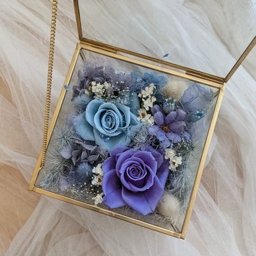 【親好屋】(兔尾草花藝) 幻紫永生玫瑰珠寶盒 畢業季 節日禮 生日禮 告白禮物 紀念日禮 聖誕節 實用 玻璃首飾盒