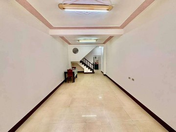 新堀江商圈國民市場優質活巷透天住宅｜高雄市新興區忠孝一路