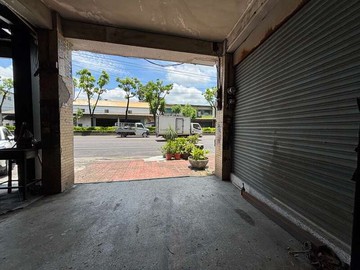 全國最大社宅旁前後臨路商機無限大地坪透天店面｜高雄市鳳山區建國路一段