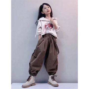 女童春秋款衛衣工裝褲套裝街舞新款中大童炸街兒爵士舞小女孩套裝