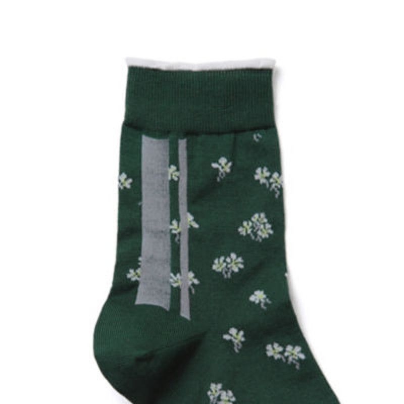 Mame Kurogouchi (Women)/マメ クロゴウチ Floral Motif Socks GREEN