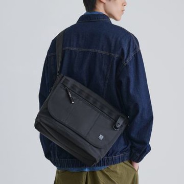 PORTER INTERNATIONAL - 自信經典NEW HEAT郵差包 - 黑