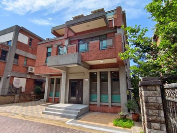 ⭐渴望獨棟優質美別墅⭐屋況佳｜可停雙車｜桃園市龍潭區渴望二路